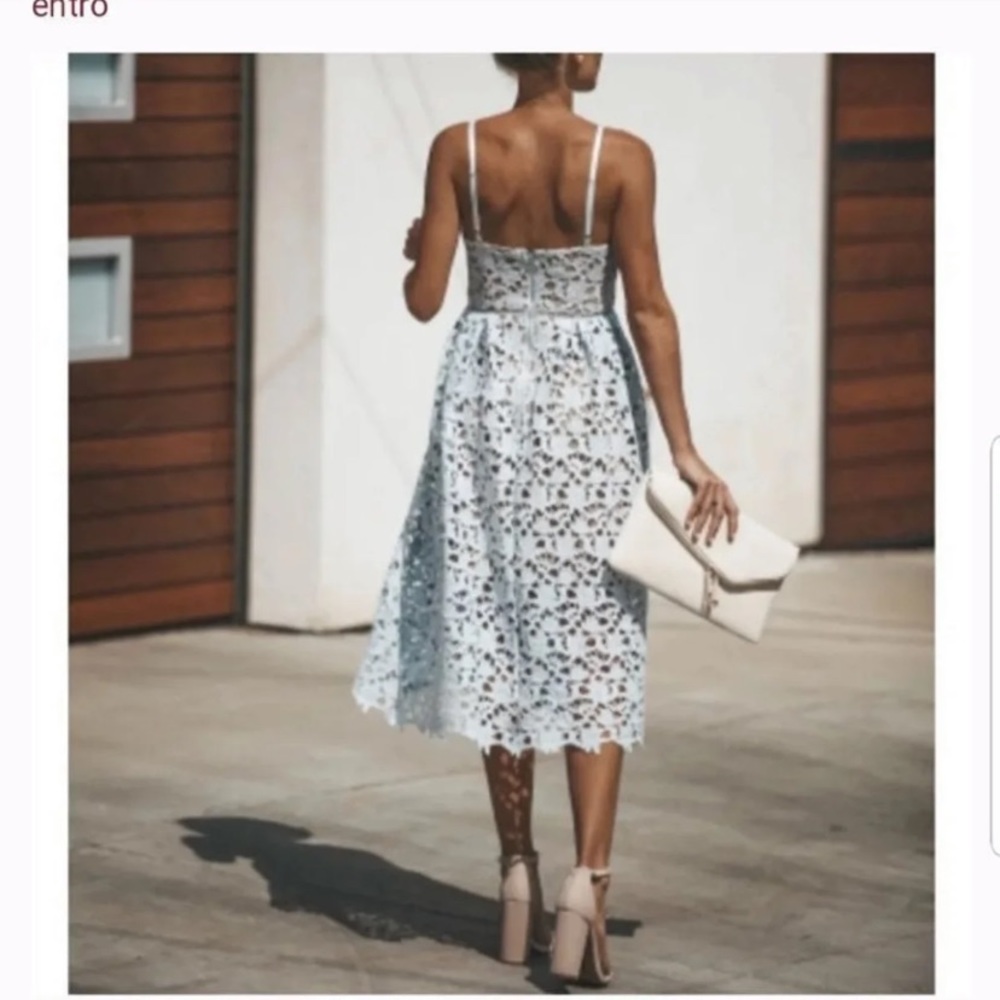 ‼️‼️Sold ‼️‼️White Vici midi lace dress - Picture 3 of 7